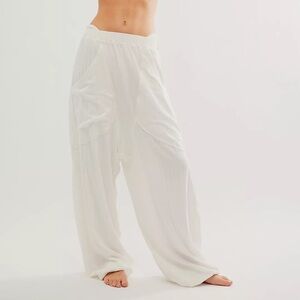 Intimately Free People Coffee Chat Jogger | size small